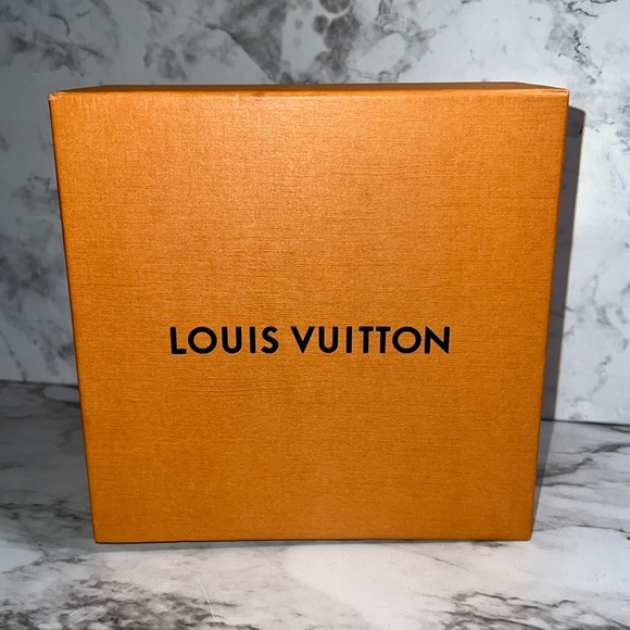 🔥LOUIS VUITTON WOMEN BELT 🔥 - Picture 3 of 10